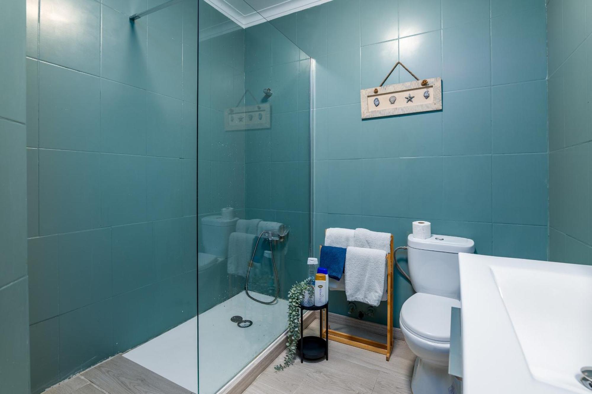 Renovated Feb25 Clerigos Cozy Balcony With Self Check In Apartment Porto Exterior photo